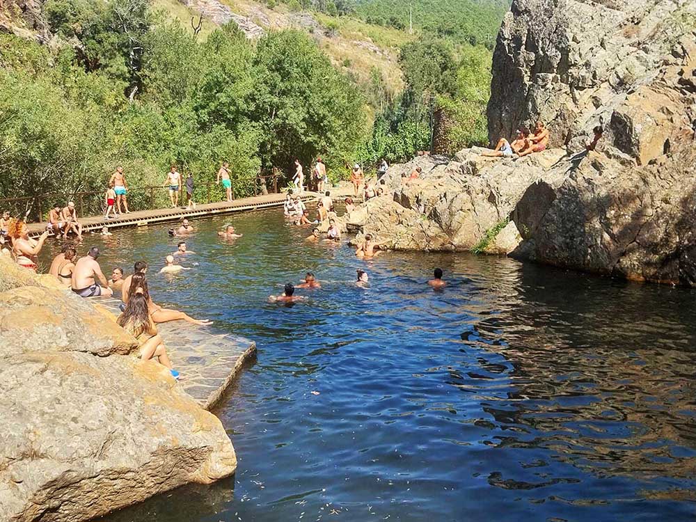 praia fluvial de Penha Garcia