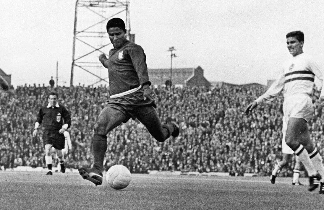 Eusébio na meia final em Inglaterra