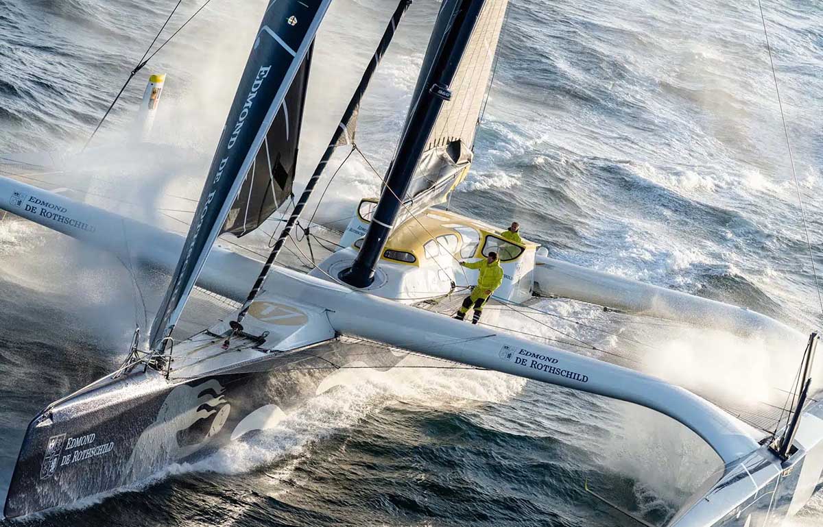 trimarã gigante : Gitana 18
