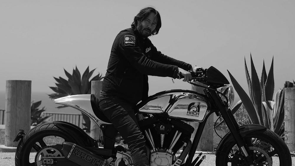 O motard Keanu Reeves