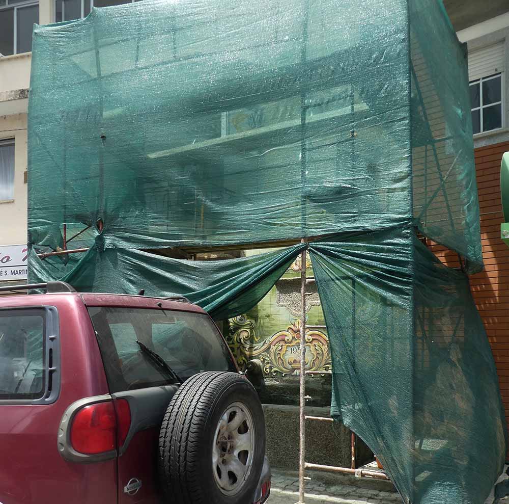 Andaimes para restauro de Painel de Azulejos